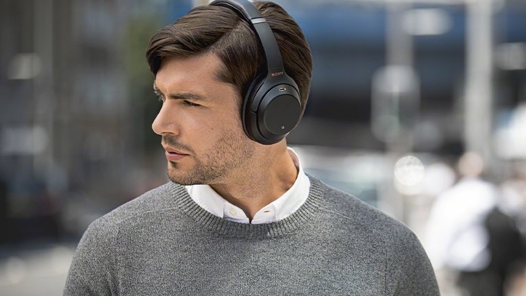Sony WH-1000XM3 Wireless Industry-Leading Noise-Cancelling Over-Ear Headphones with Google Assistant